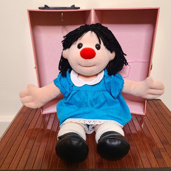 Commonwealth Other - Vintage Commonwealth  995 Molly Doll Big Comfy Couch TV Show 17” Plush